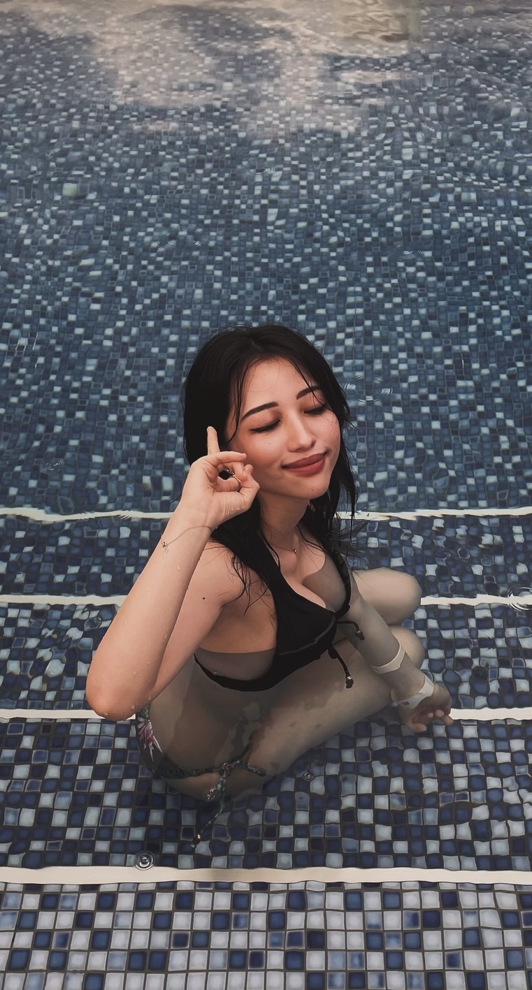 [正妹] 玩樂團的女孩-米澤茜