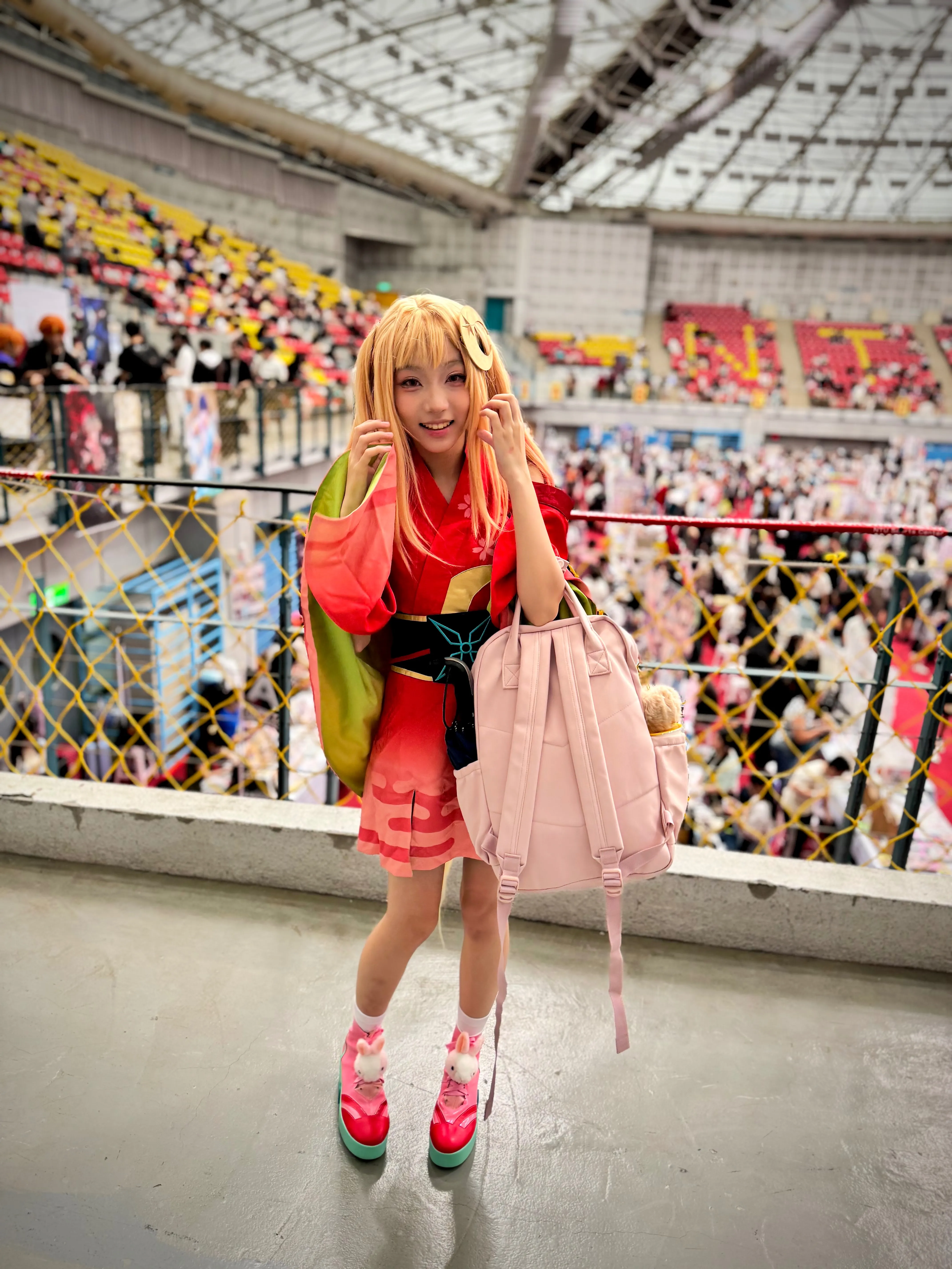 [閒聊] 看到很棒的輝耀 Coser 卻不知道怎麼找