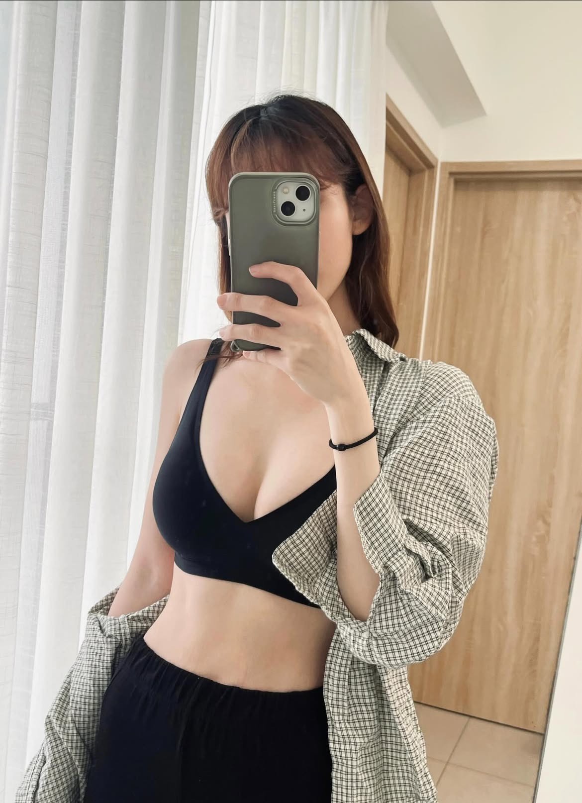 [正妹] 愛吃早餐的女孩黃小妮