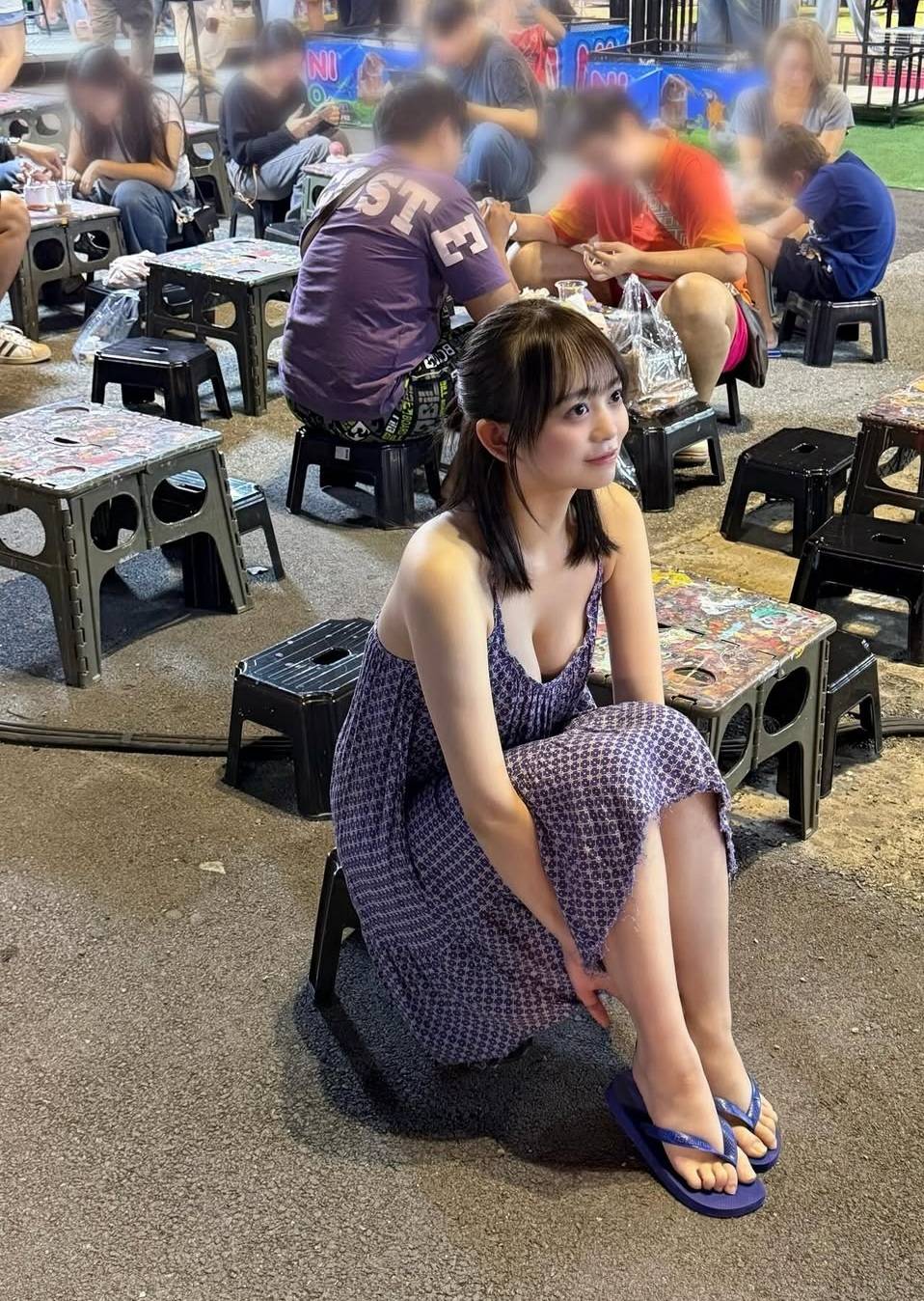 [正妹] 穿人字拖的可愛女生