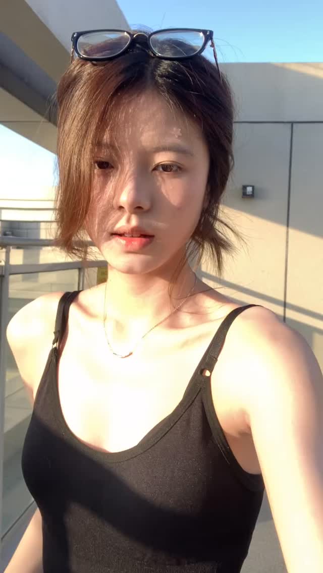 誠徵一位
可以陪我講幹話
又不會消失的朋友
我負責認真回訊
你負責出現