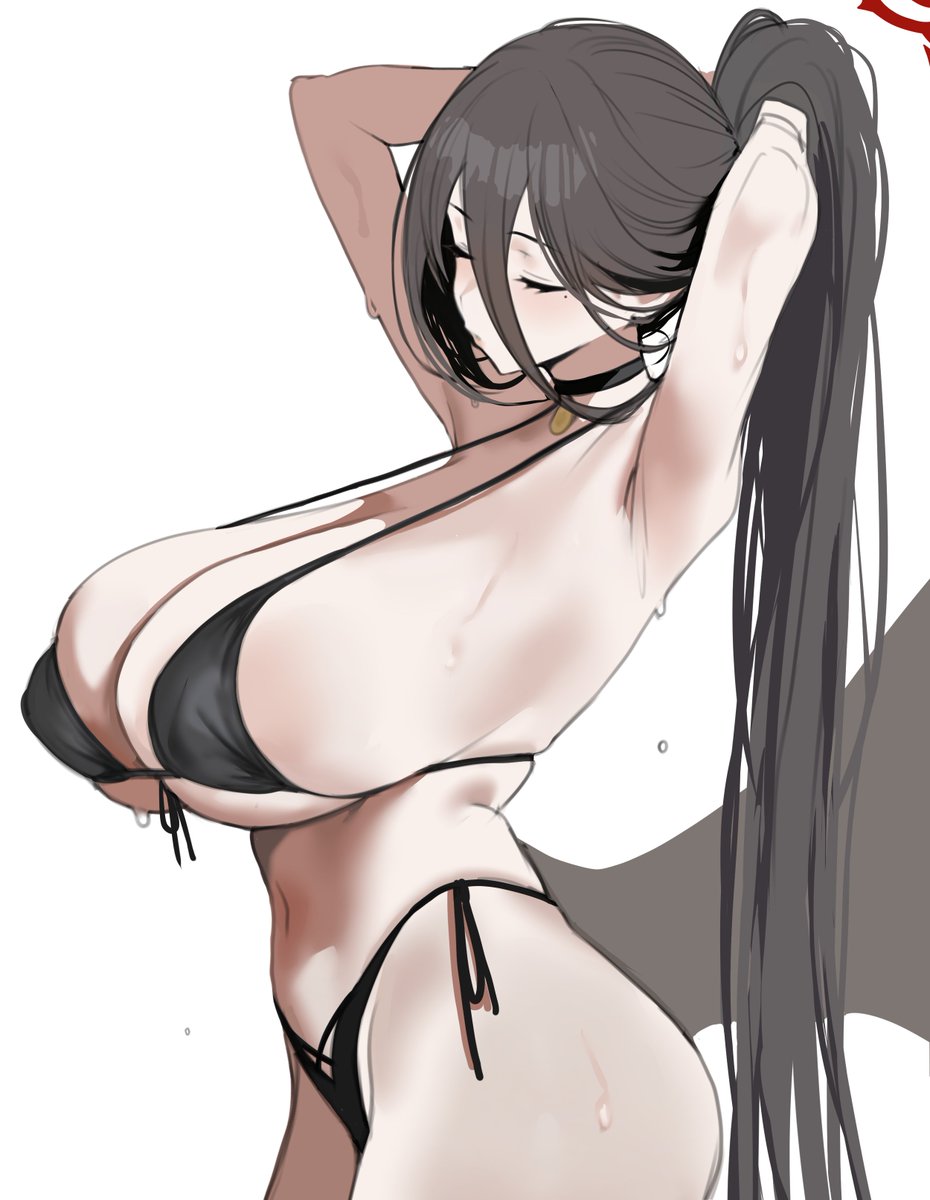 [奶子] 比基尼蓮實的大木瓜