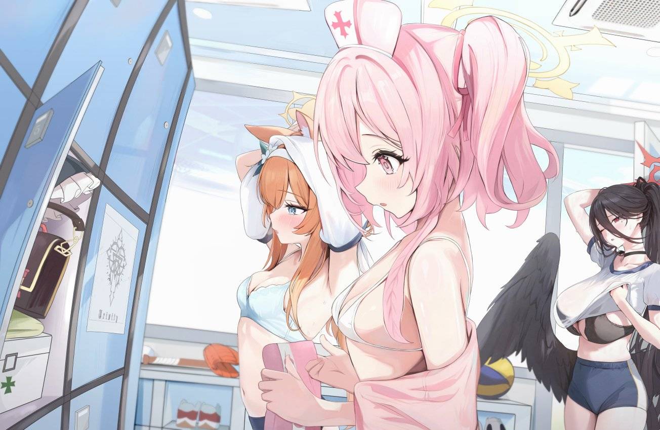 [蔚藍] 聖三一 更衣中
