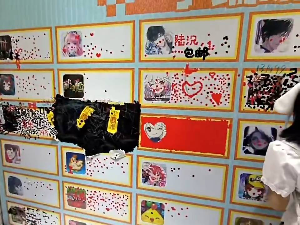 [閒聊] 中國漫展的手遊投票 原神被貼大愛心
