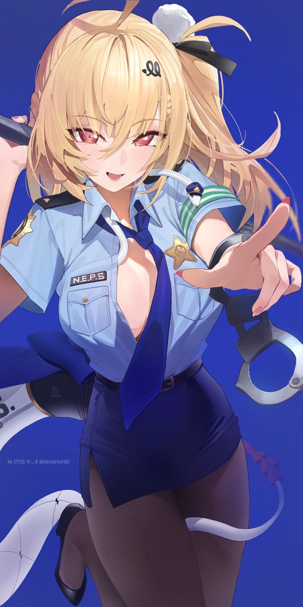 [絕區] 希希芙穿上女警制服