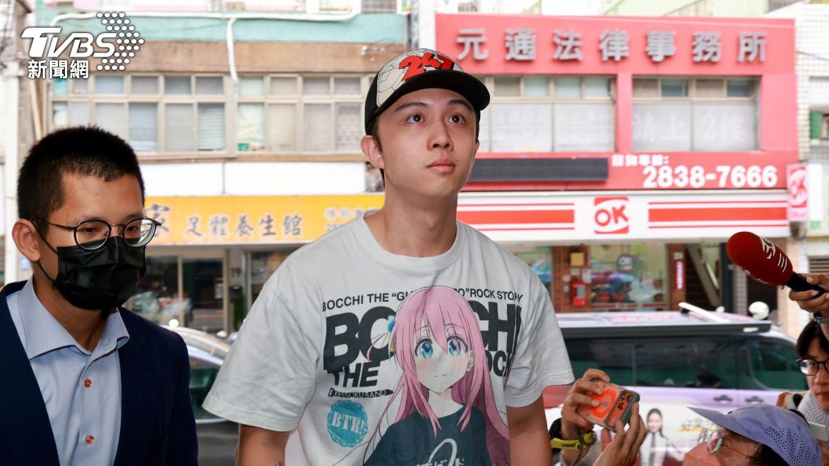[閒聊] 快訊／孫安佐噴火槍首開庭！穿《孤獨搖