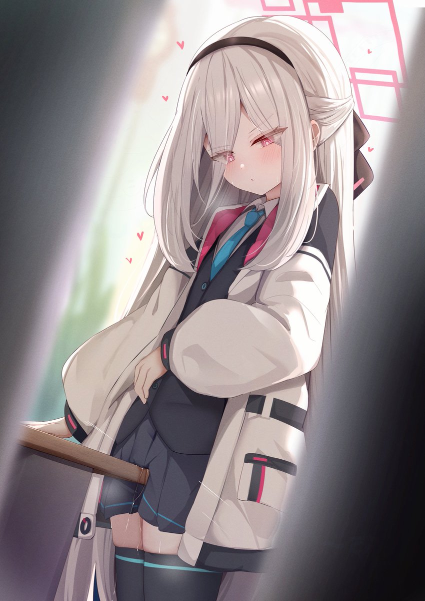 [蔚藍] (Kei醬到底在用老師的桌子做什麼...)
