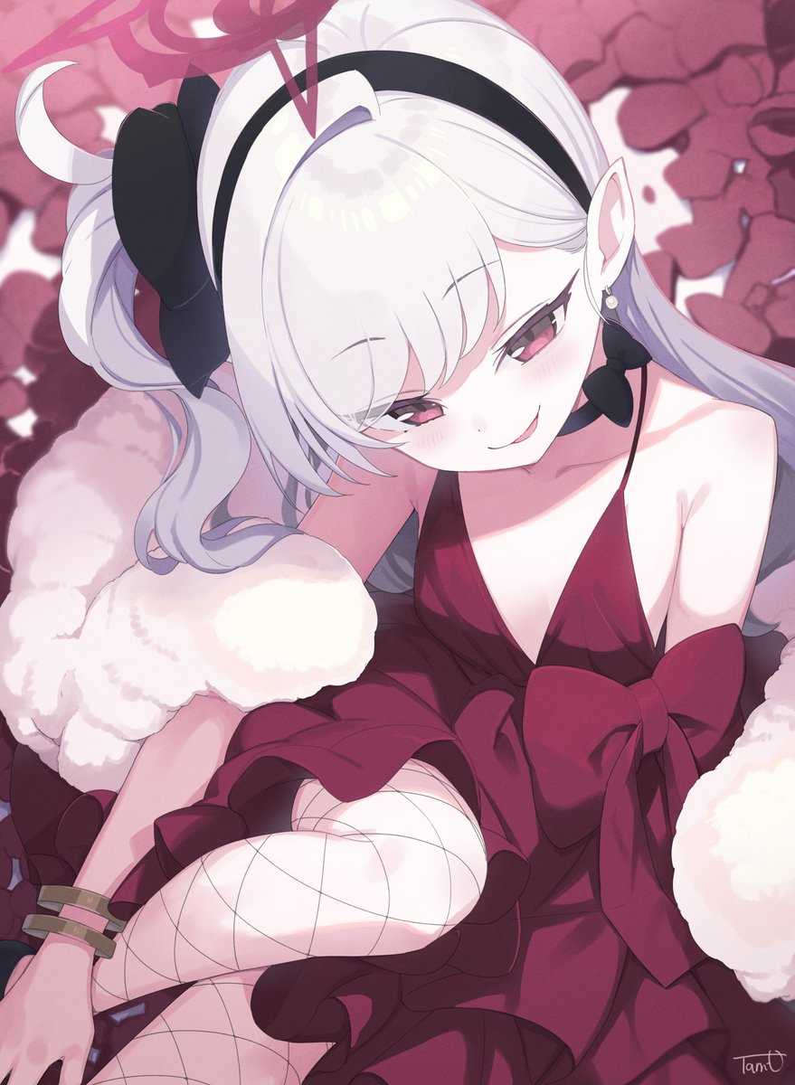 [蔚藍] 禮服無月