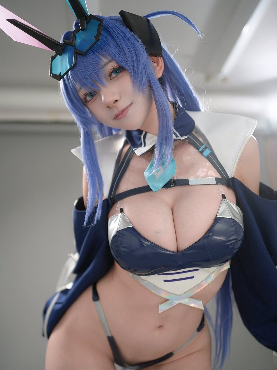 [Vtub] 尊感櫻井 cosplay比基尼泳裝白銀諾艾爾