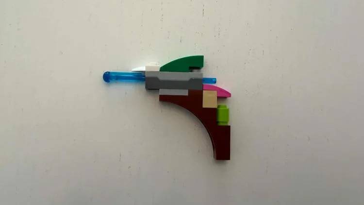[閒聊] 美國8歲兒童展示樂高砌成的槍後遭停學三天