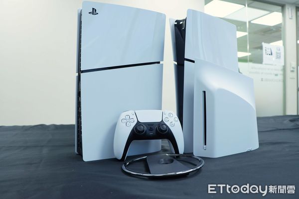 Re: [新聞] Sony稱PS仍有實體版遊戲 但不會有光碟