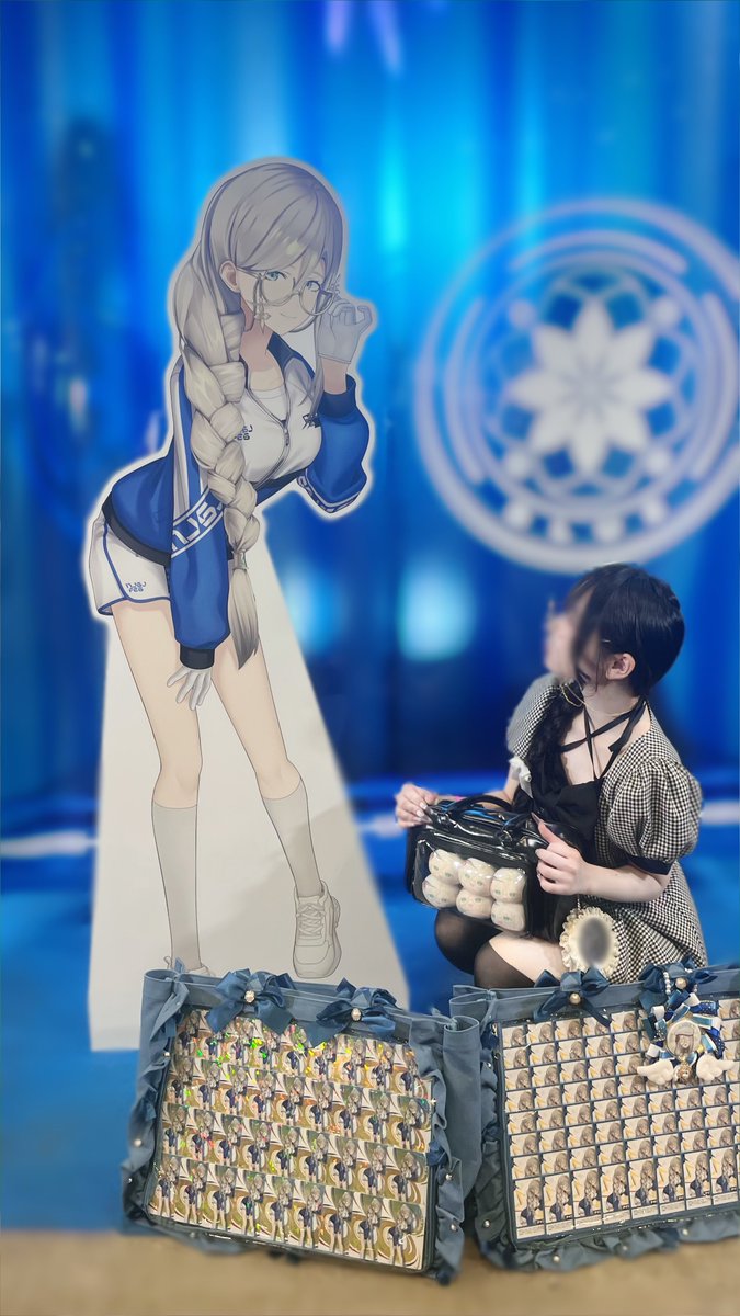 [Vtub] 能提這兩大包也是很厲害